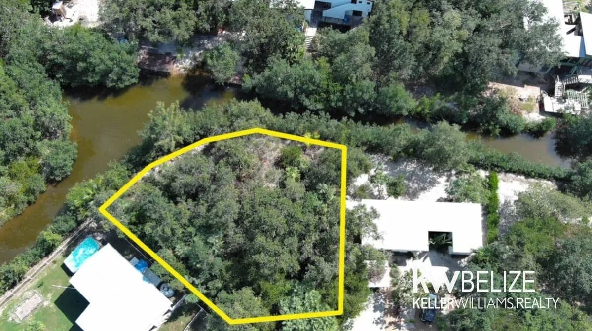 Canal Front Lot Placencia - land for sale