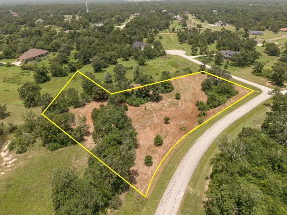 2.3 Acres of Land for Sale in Iola, TX - Iola, Texas, 77861
