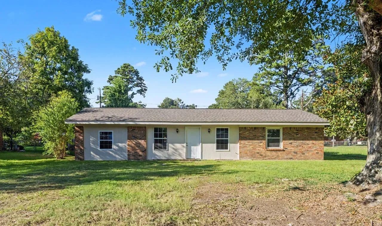 Westwood 3 Bedroom - West Point, Mississippi, 39773