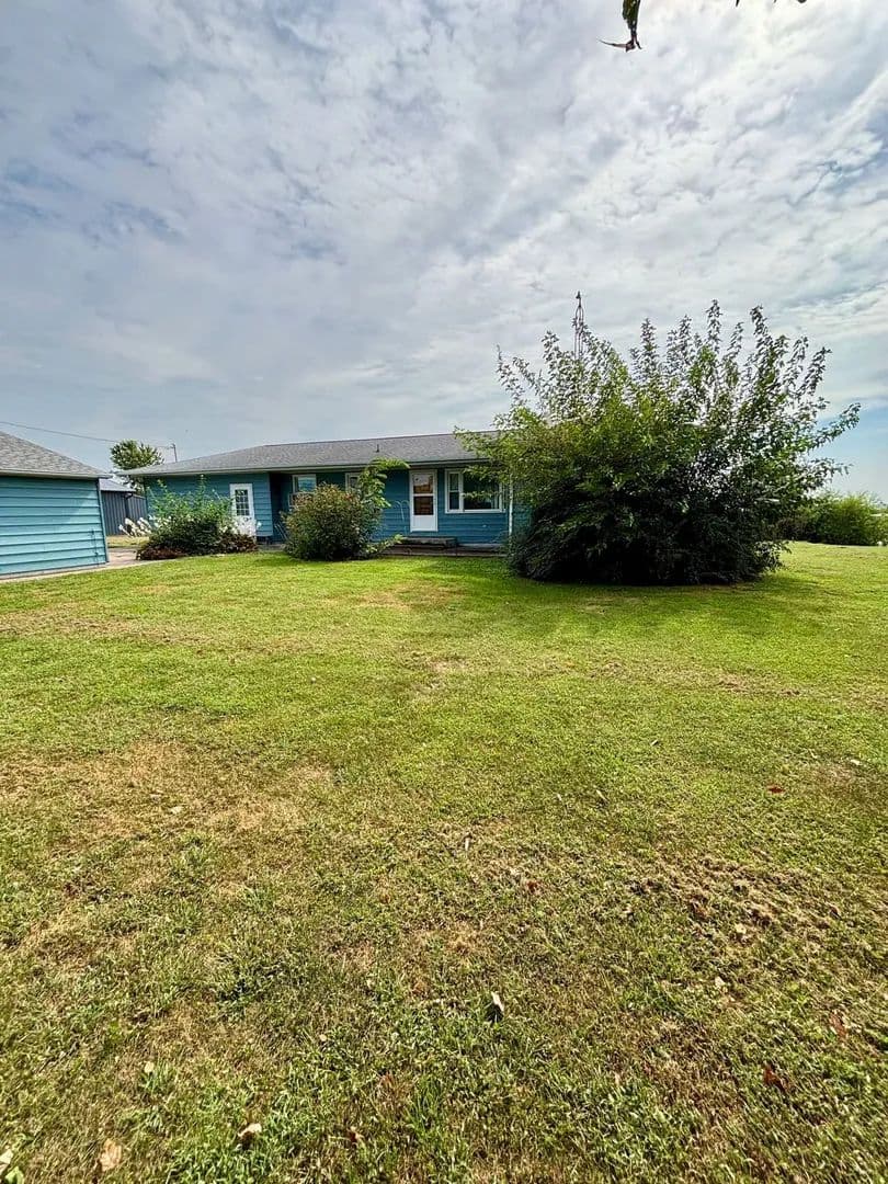 Mississippi River Views | 3-Bedroom Home Selling at Auction - Montrose, Iowa, 52639
