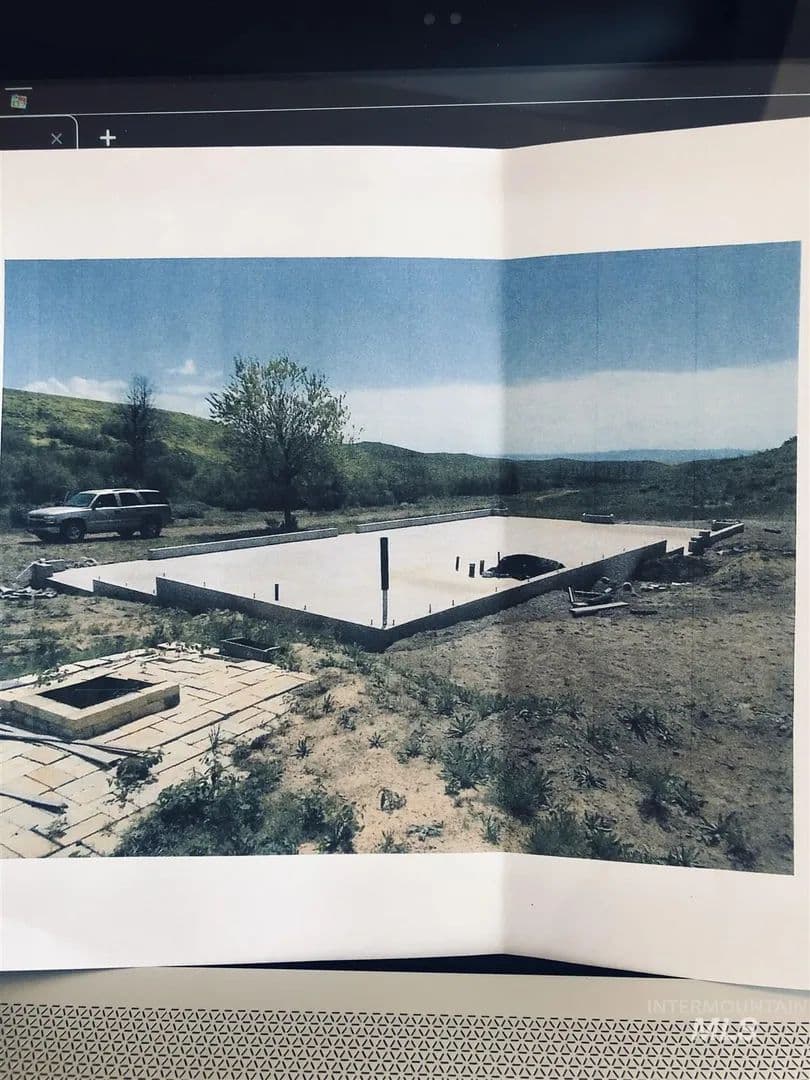 Property from 505 N Corral Creek Rd - KW