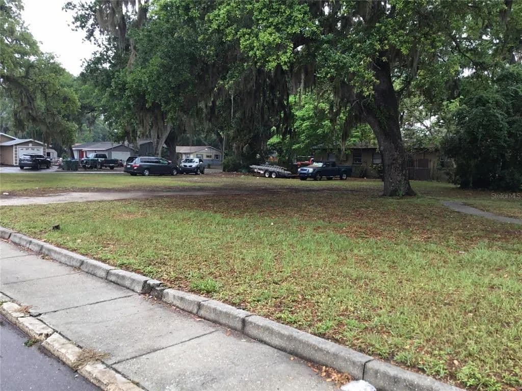 Vacant Land in Bradenton - Bradenton, Florida, 34208