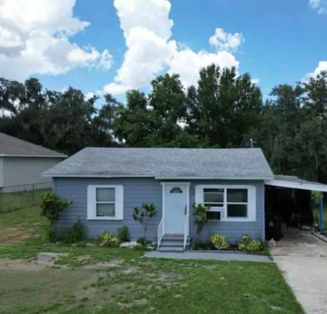 Updated 2-Bed Frostproof Home with No HOA - Frostproof, Florida, 33843