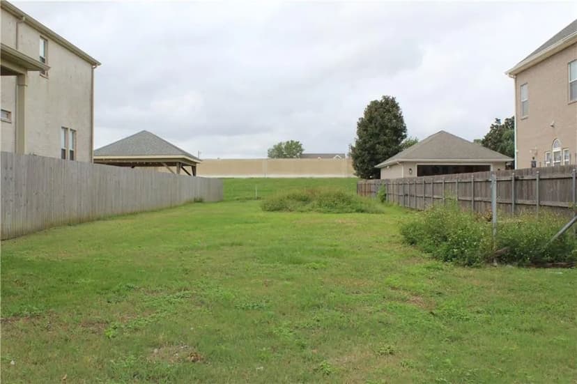 Property from 6438 BELLAIRE Drive - KW