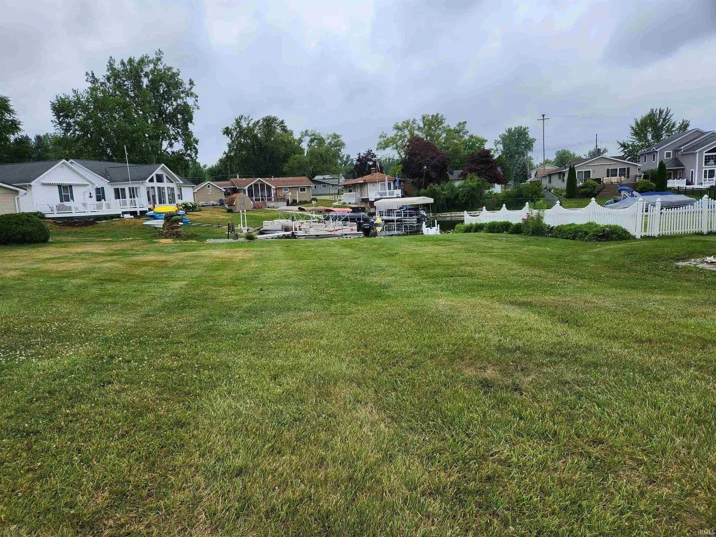 Lots & Land-Other in Syracuse - Syracuse, Indiana, 46567