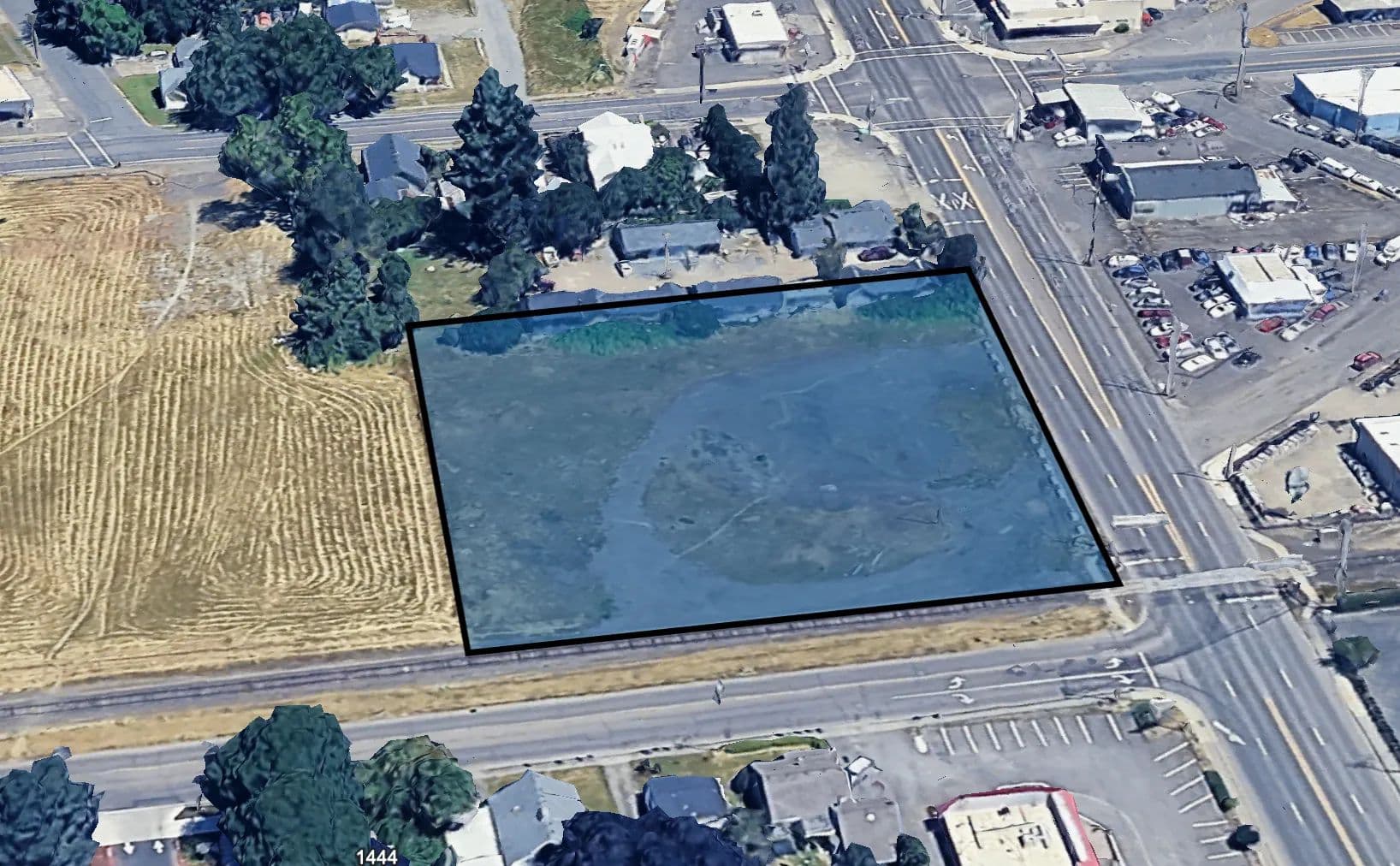 Land -Retail in Woodburn - Woodburn, Oregon, 97071