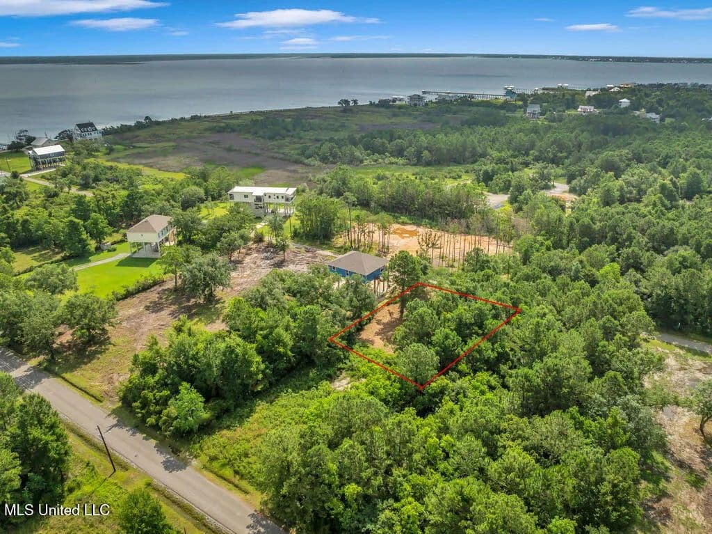 0.25 Acres of Land for Sale in Bay Saint Louis, MS - Bay Saint Louis, Mississippi, 39520