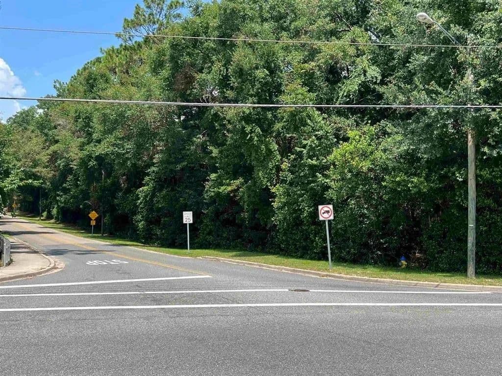 Lots & Land-Other in Tallahassee - Tallahassee, Florida, 32305