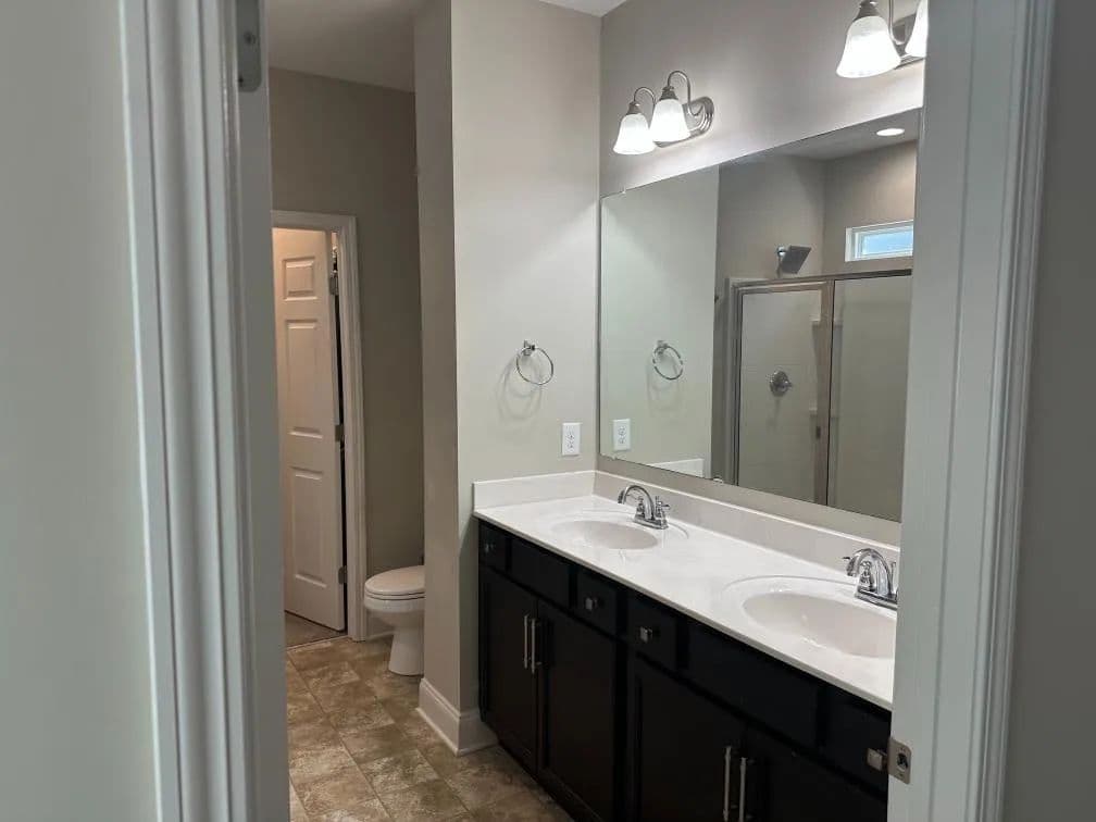 1413 Woodside Drive - Lebanon, Tennessee, 37087