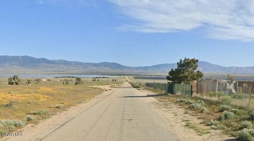 Lots & Land-Other in Rosamond - Rosamond, California, 93560