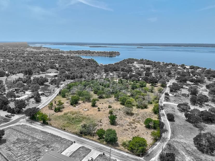 Property from TBD N Lakewood Circle - KW