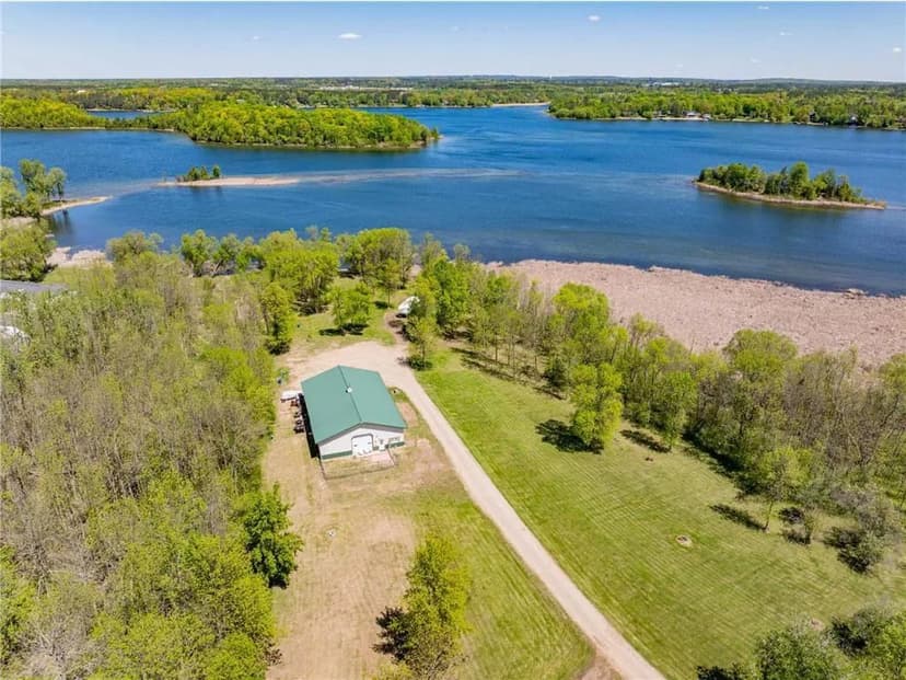 Land -Single Family Acreage in Cohasset