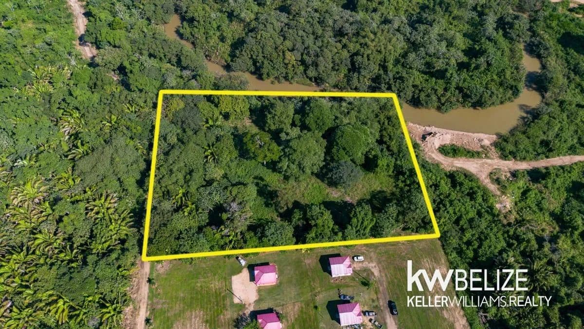 5 Acre Riverfront Property in Belize - land for sale
