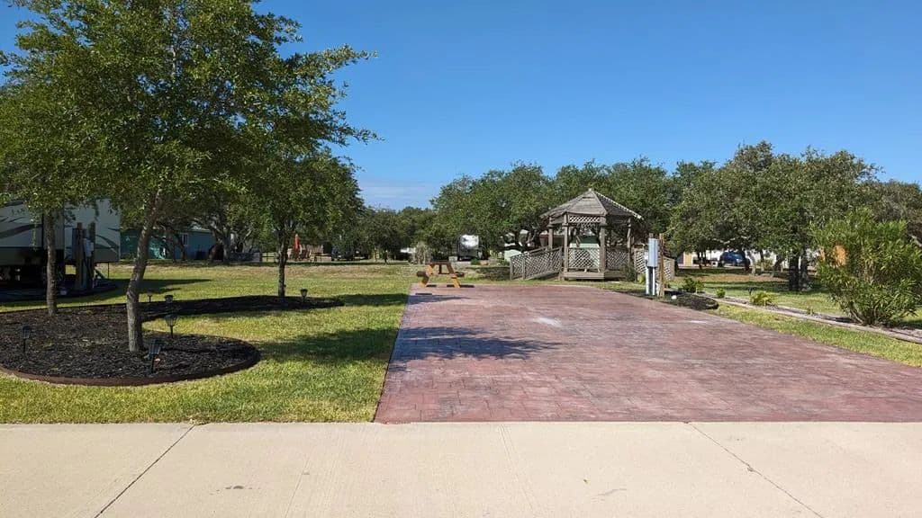 0.09 Acres of Land for Sale in Aransas Pass, TX - Aransas Pass, Texas, 78335