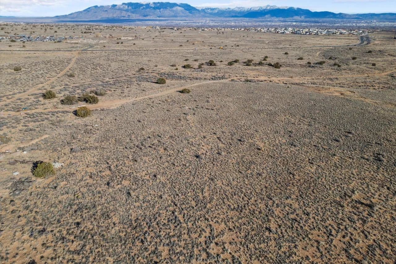 Land -Single Family Acreage in Albuquerque - Albuquerque, New Mexico, 87120