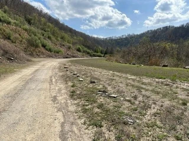 Lots & Land-Other in Pikeville