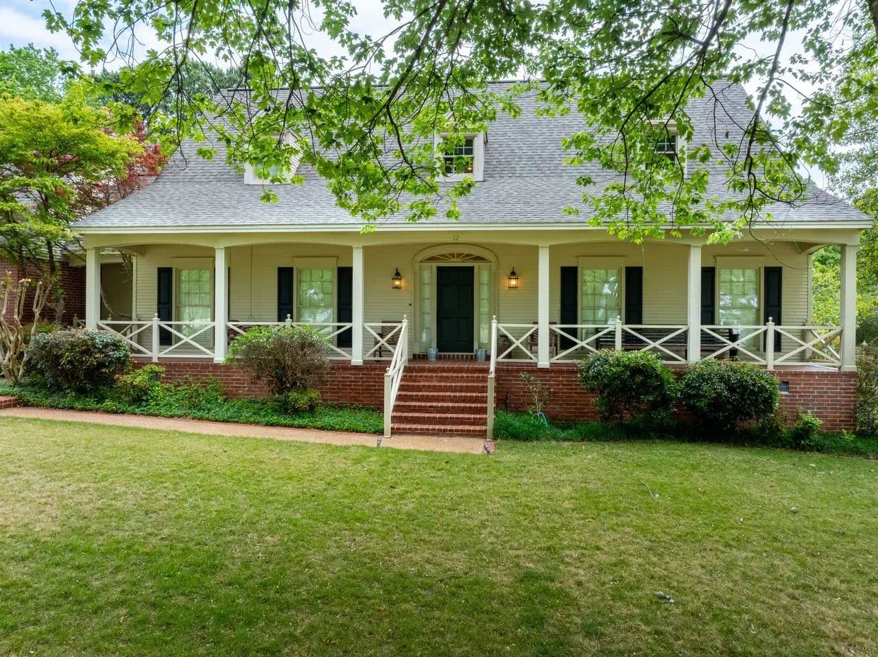 Stunning Golf Course Community Home in Searcy, AR | Spacious & Elegant Living - land for sale