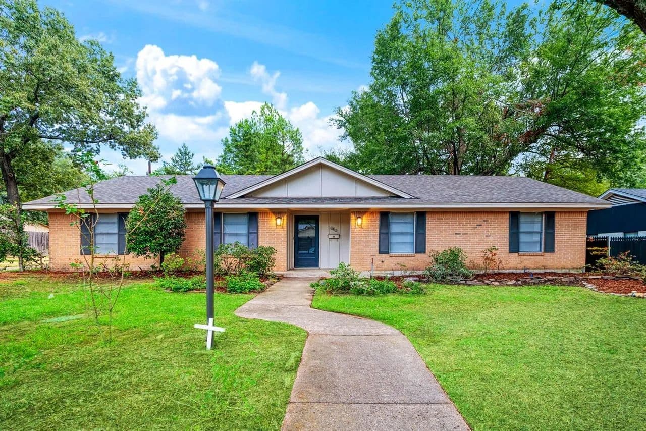 665 32nd SE - Paris, Texas, 75460