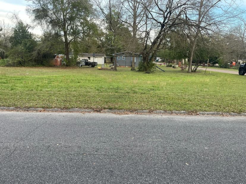Vacant Land in Crestview