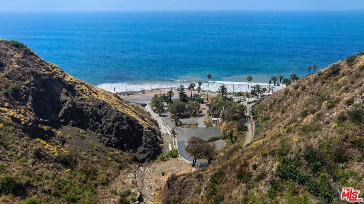 Vacant Land in Malibu - Malibu, California, 90265