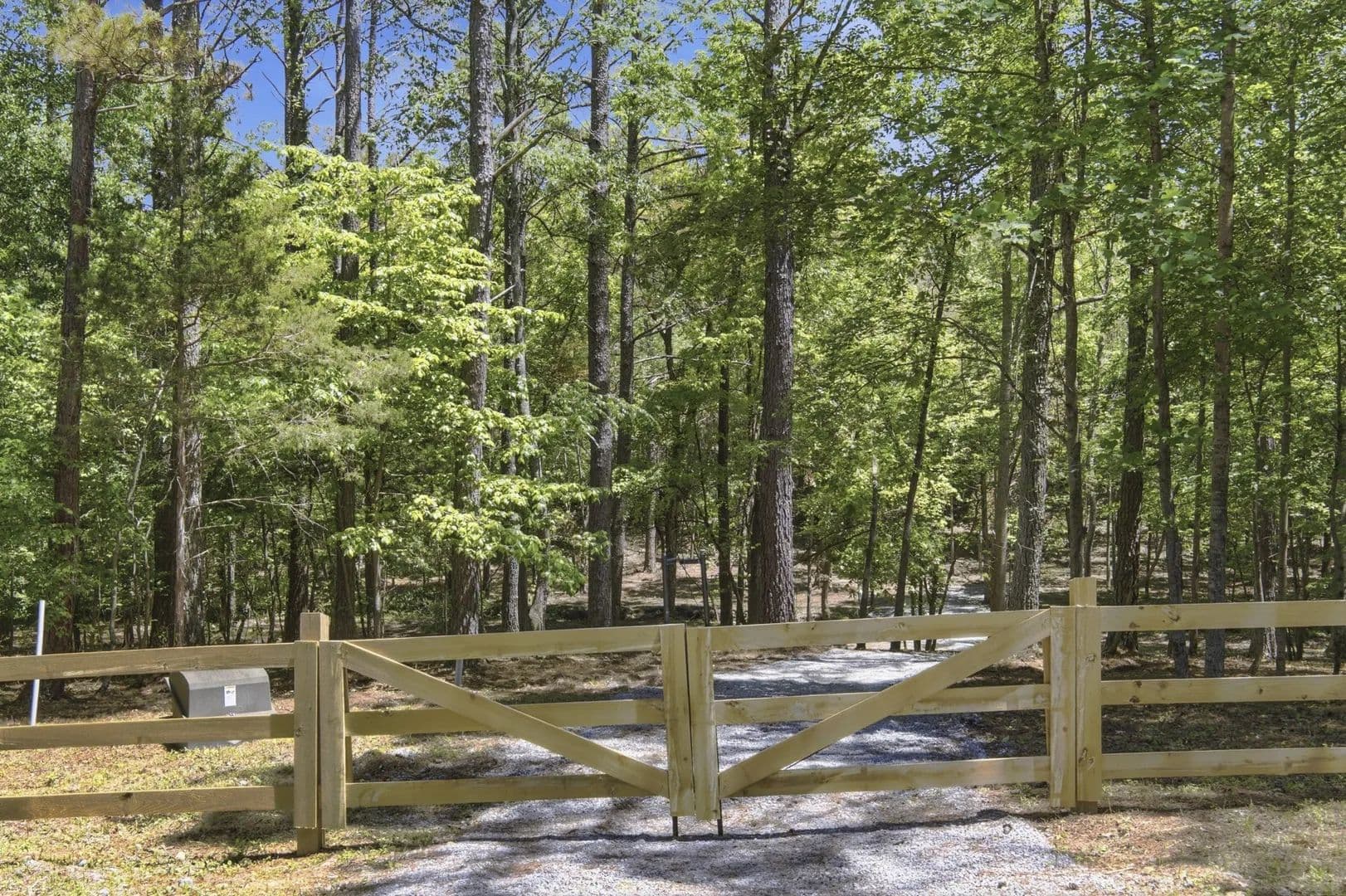 11.76 Acres of Land for Sale in Bon Aqua, TN - Bon Aqua, Tennessee, 37025