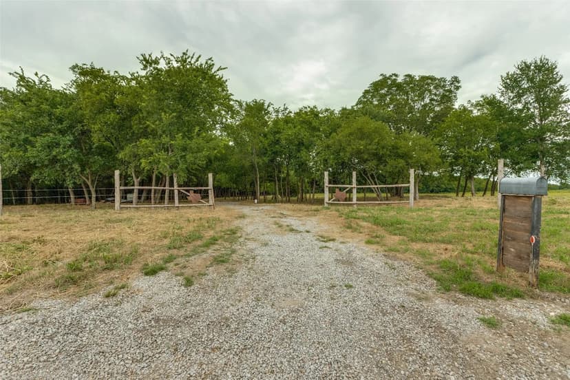 Property from 3805 County Road 3805 - KW