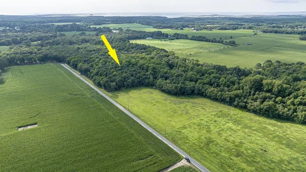 Vacant Land (0-10 Acres) in Greenbush - Greenbush, Virginia, 23357