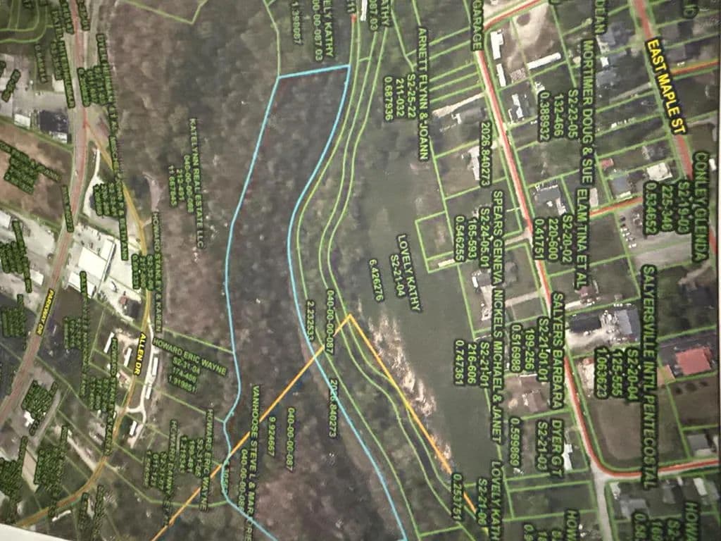 Lots & Land-Other in Salyersville - Salyersville, Kentucky, 41465