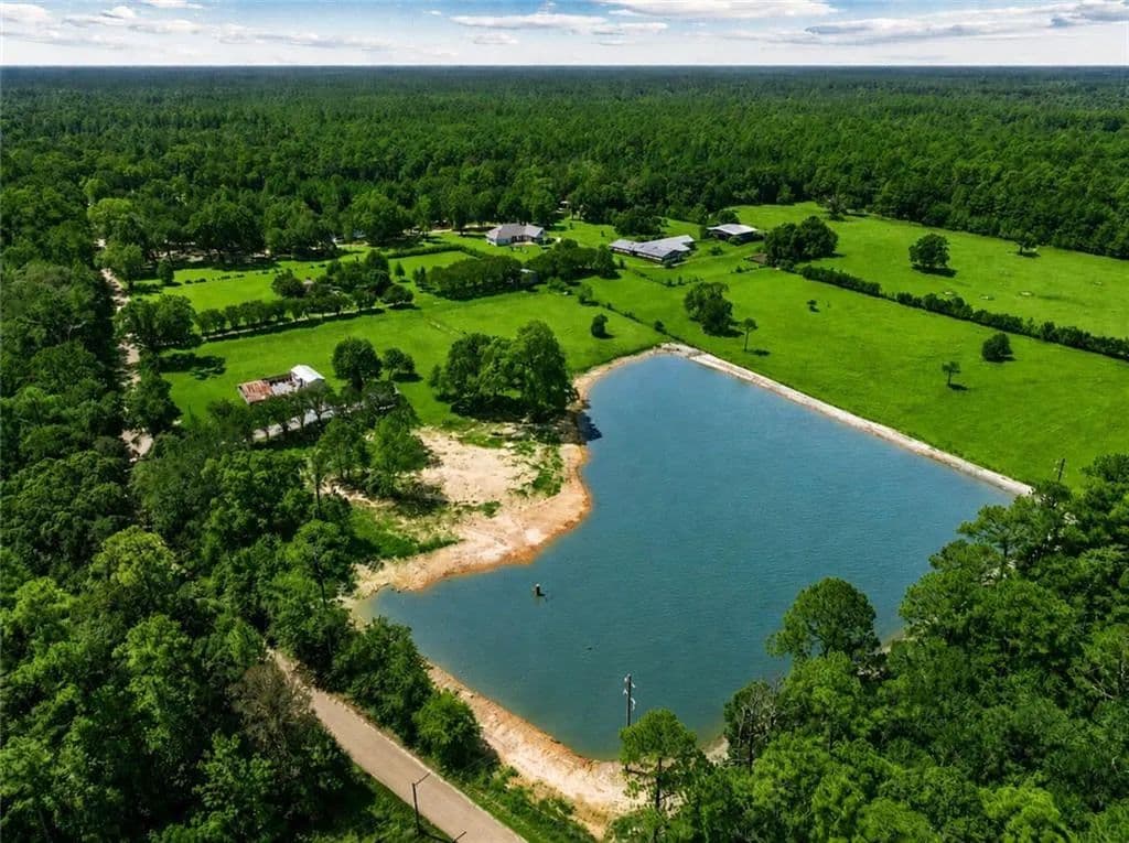 7.49 Acres of Land for Sale in Abita Springs, LA - Abita Springs, Louisiana, 70420