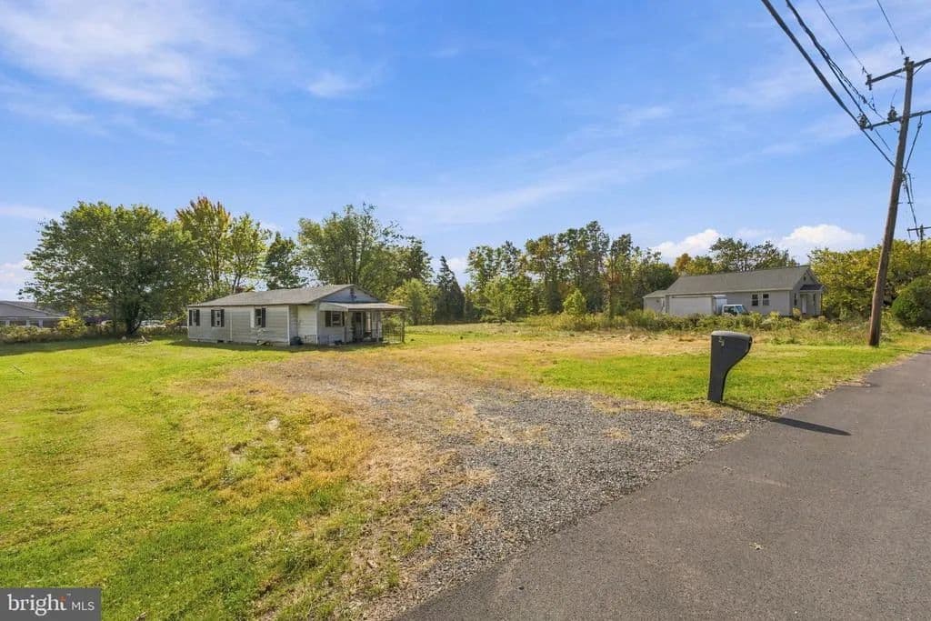 0.39 Acres of Land for Sale in SELLERSVILLE, PA - Sellersville, Pennsylvania, 18960