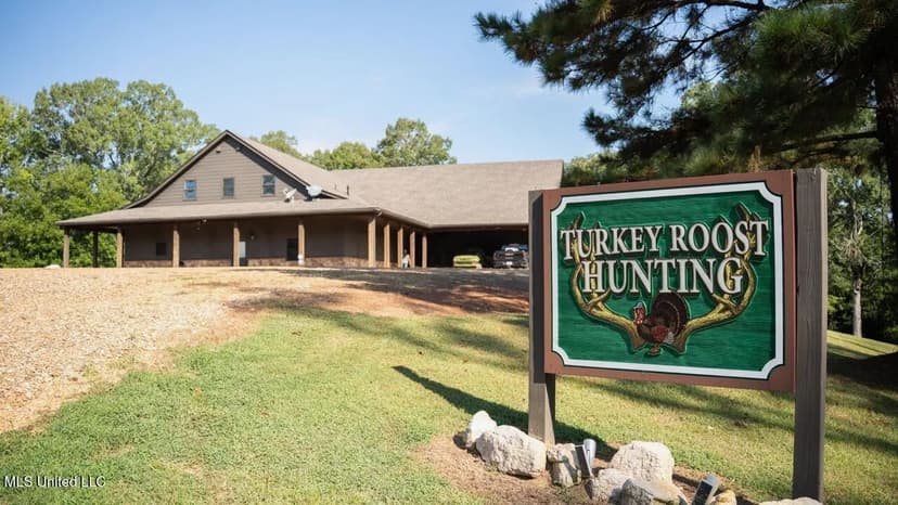 Turkey Roost Lodge in Wilkinson County, Mississippi