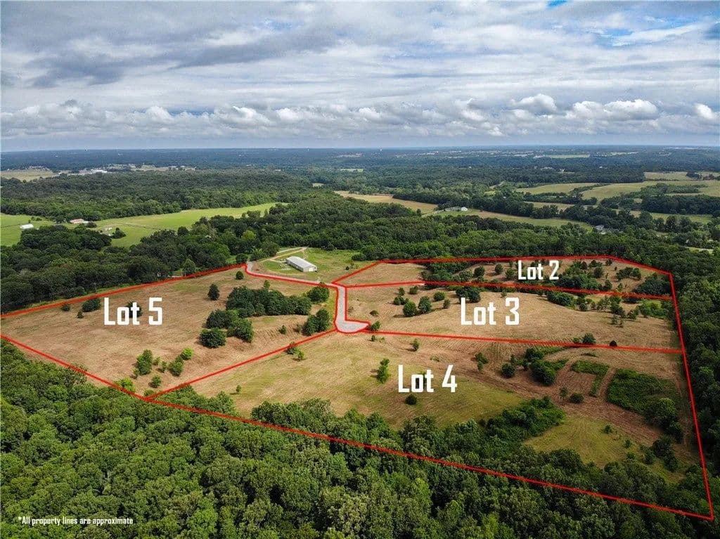 Lots & Land-Other in Gravette - Gravette, Arkansas, 72736