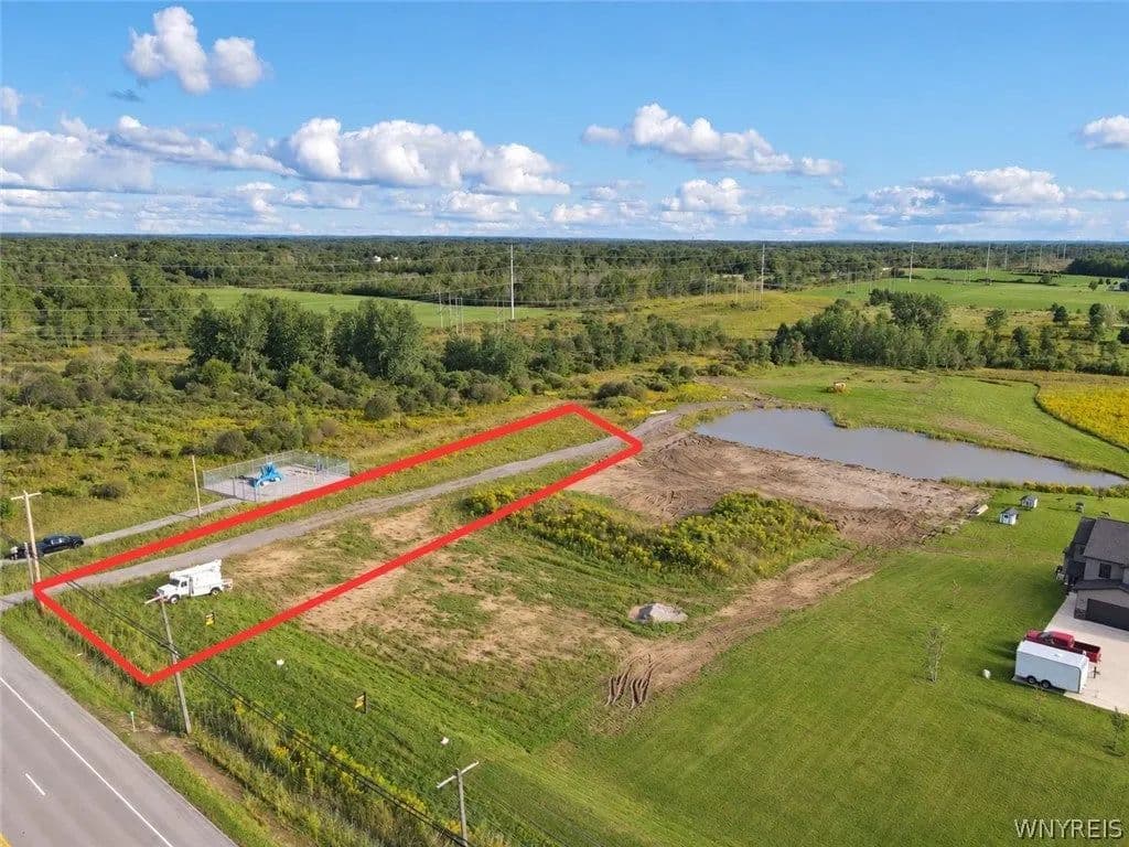 Lots & Land-Other in Lancaster - Lancaster, New York, 14086