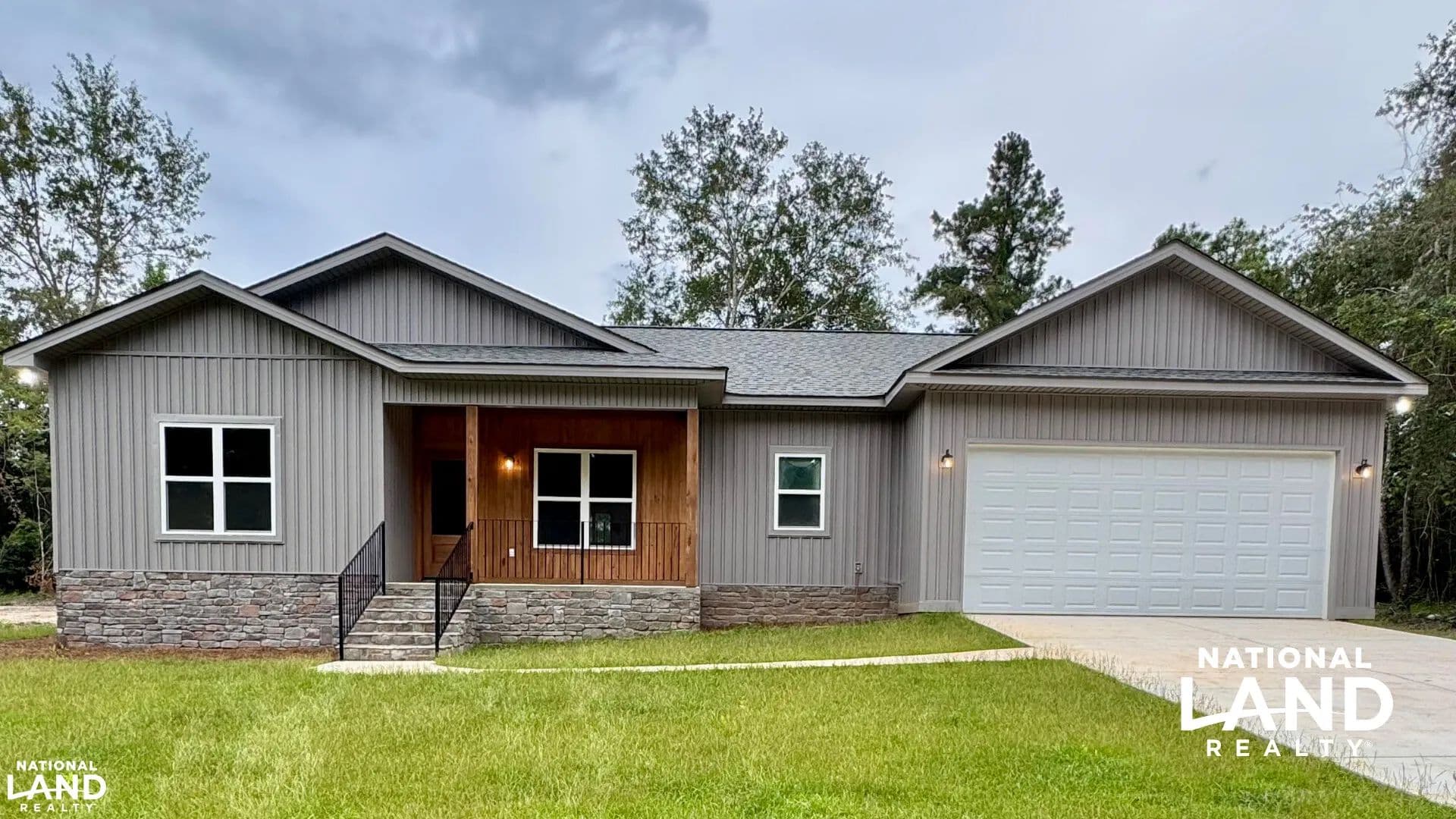 160 Wood Oak Circle - Cochran, Georgia, 31075