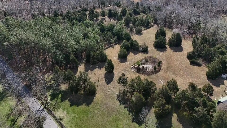 2.31 Acres of Land for Sale in Westmoreland, TN - Westmoreland, Tennessee, 37186