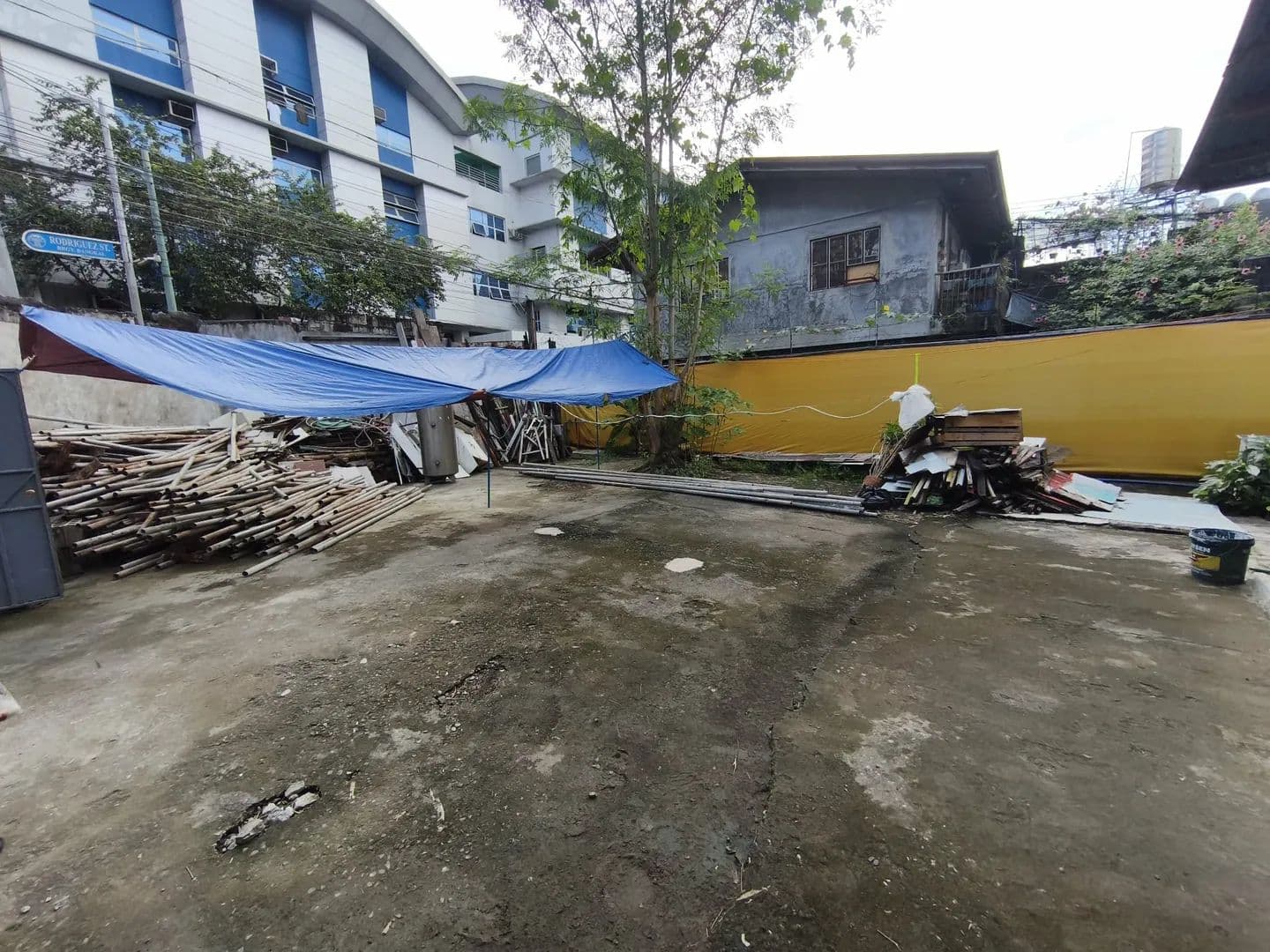 Corner Residential Lot for Sale in Makati - land for sale