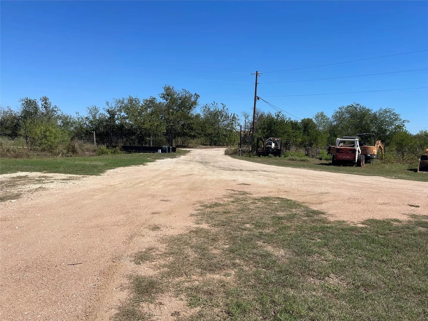 22.49 Acres of Land for Sale in Elgin, TX - Elgin, Texas, 78621