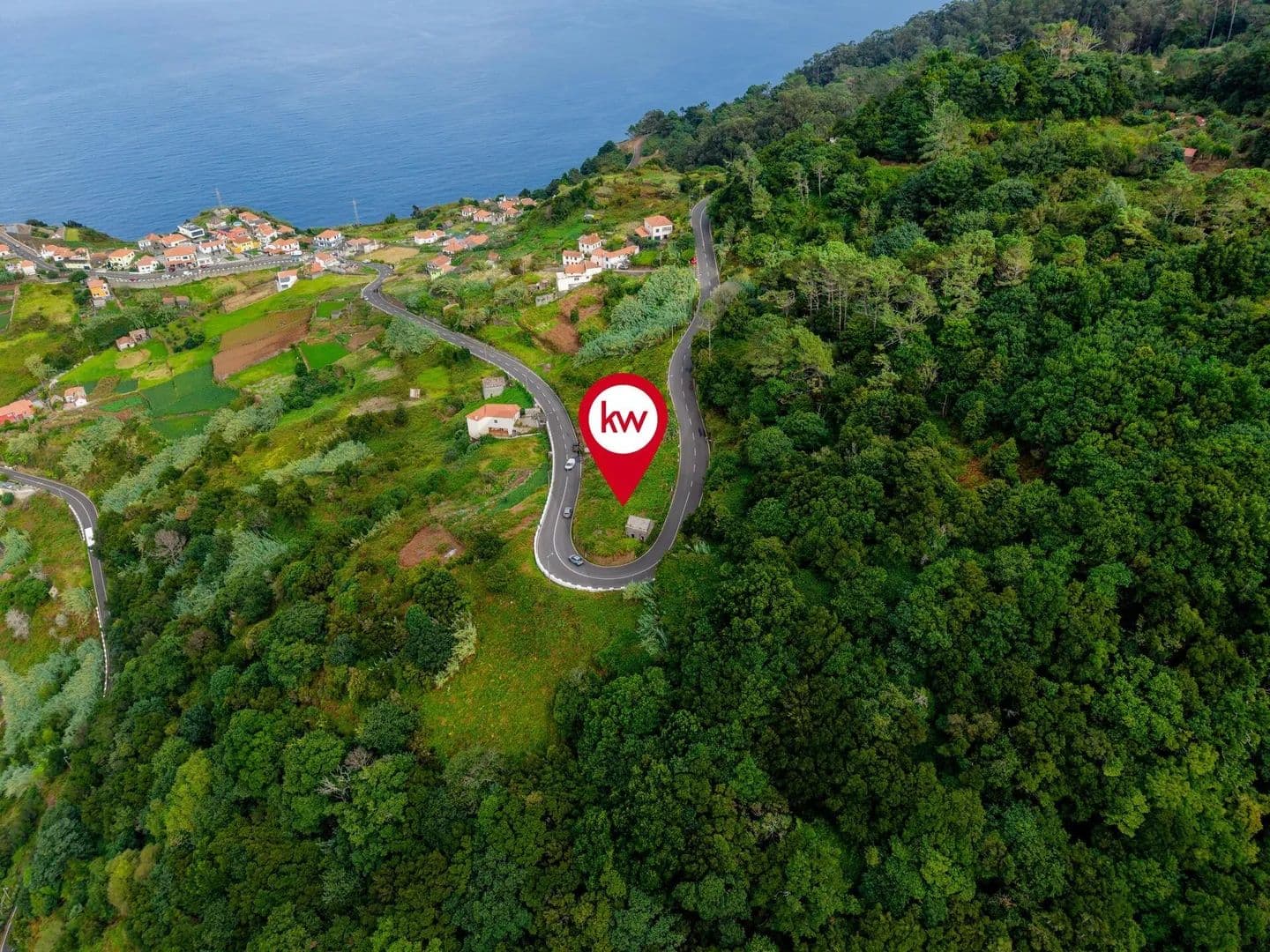 1374 Acres of Land for Sale in Ribeira da Janela, Porto Moniz - land for sale