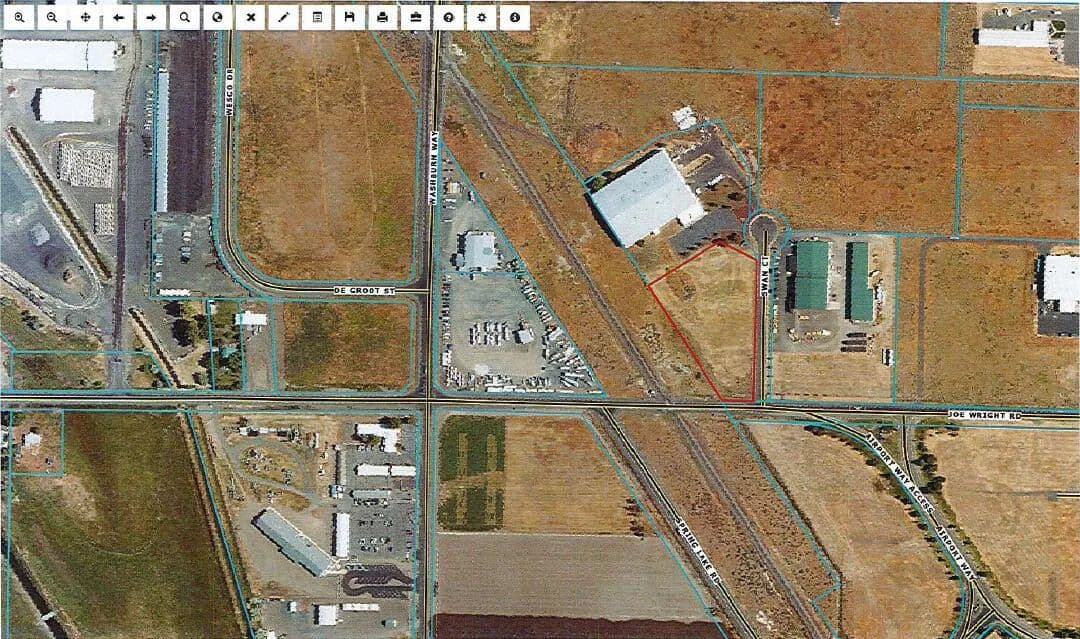 Lots & Land-Other in Klamath Falls - Klamath Falls, Oregon, 97603