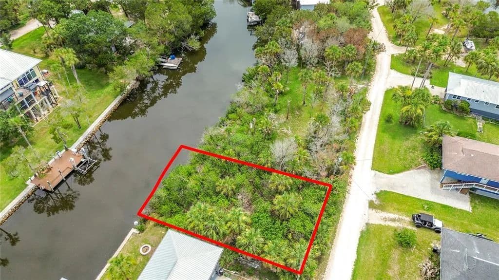 Vacant Land in Crystal River - Crystal River, Florida, 34429