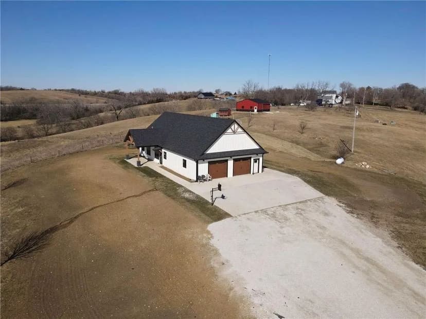 Property from 505 W Summit Street - KW