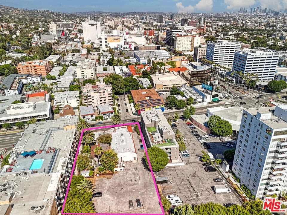 Vacant Land in Los Angeles - Los Angeles, California, 90046