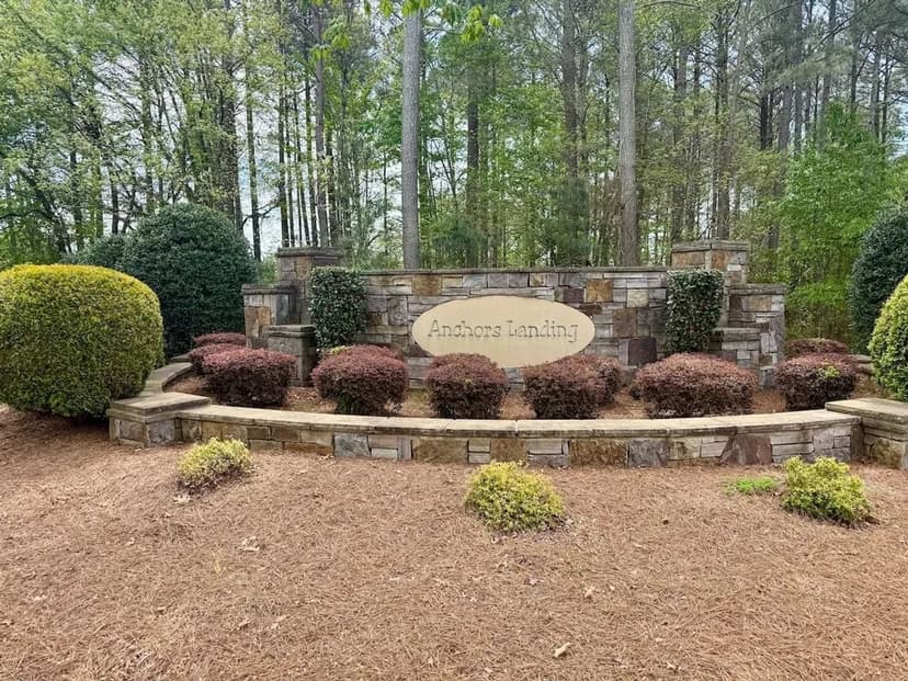 1(+-) acre Lot of Land for Sale in Caldwell county NC!