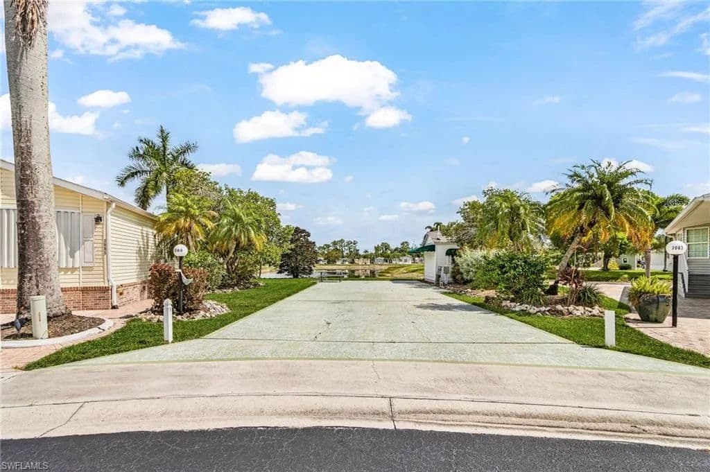 0.11 Acres of Land for Sale in NAPLES, FL - Naples, Florida, 34120