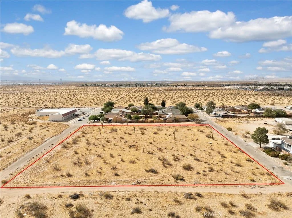 Vacant Land in Adelanto - Adelanto, California, 92301