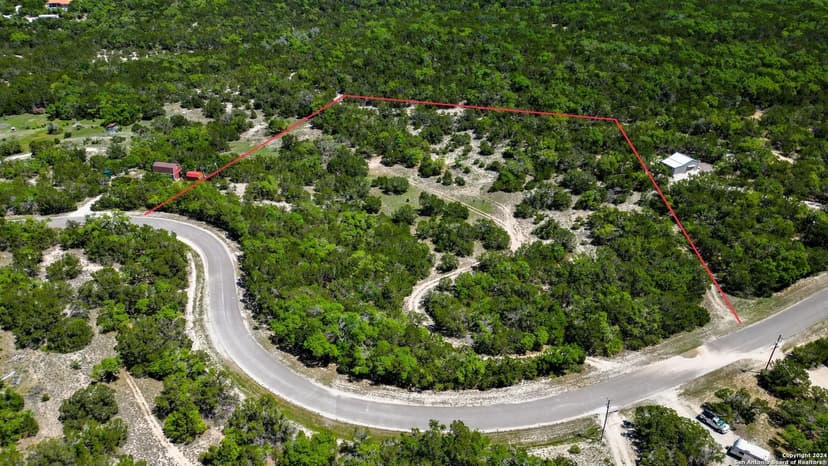 Property from 970 Linda Dr - KW