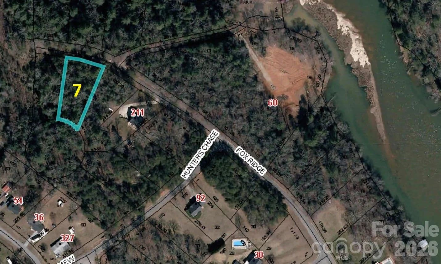 Lots & Land-Other in Hickory - Hickory, North Carolina, 28601