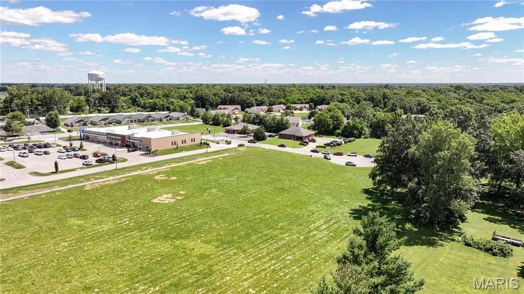 0.75 Acres of Land for Sale in Godfrey, IL - Godfrey, Illinois, 62035