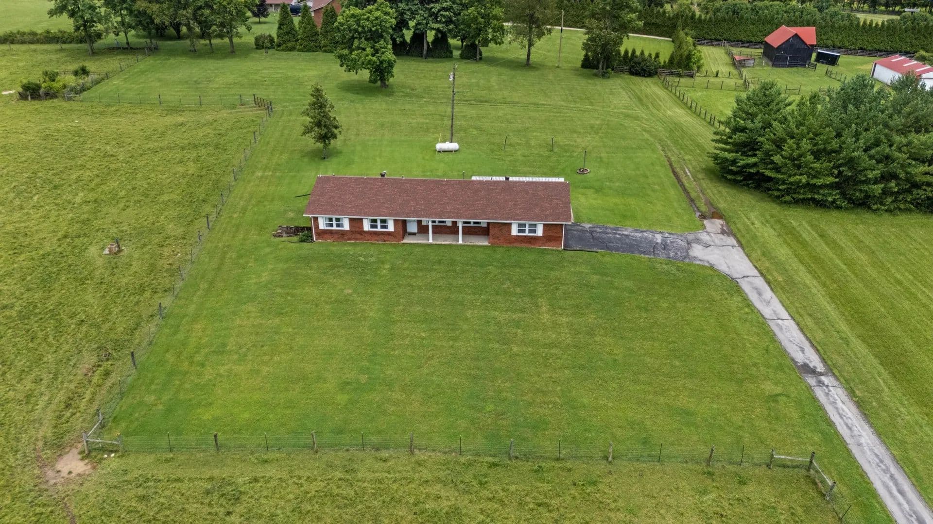 24 Acres of Land for Sale in Stamping Ground, KY - Stamping Ground, Kentucky, 40379