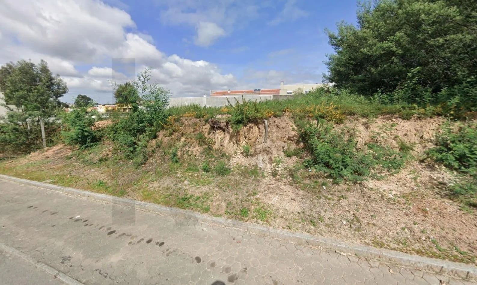 336 Acres of Land for Sale in Pedroso e Seixezelo, Vila Nova de Gaia - land for sale